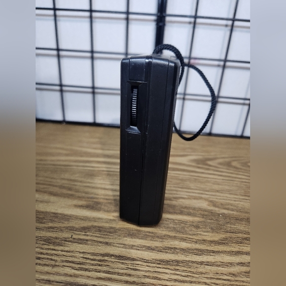 Vintage ￼Panasonic R-1019 Broadcast Receiver Transistor Radio TESTED WORKS AM - Picture 4 of 4